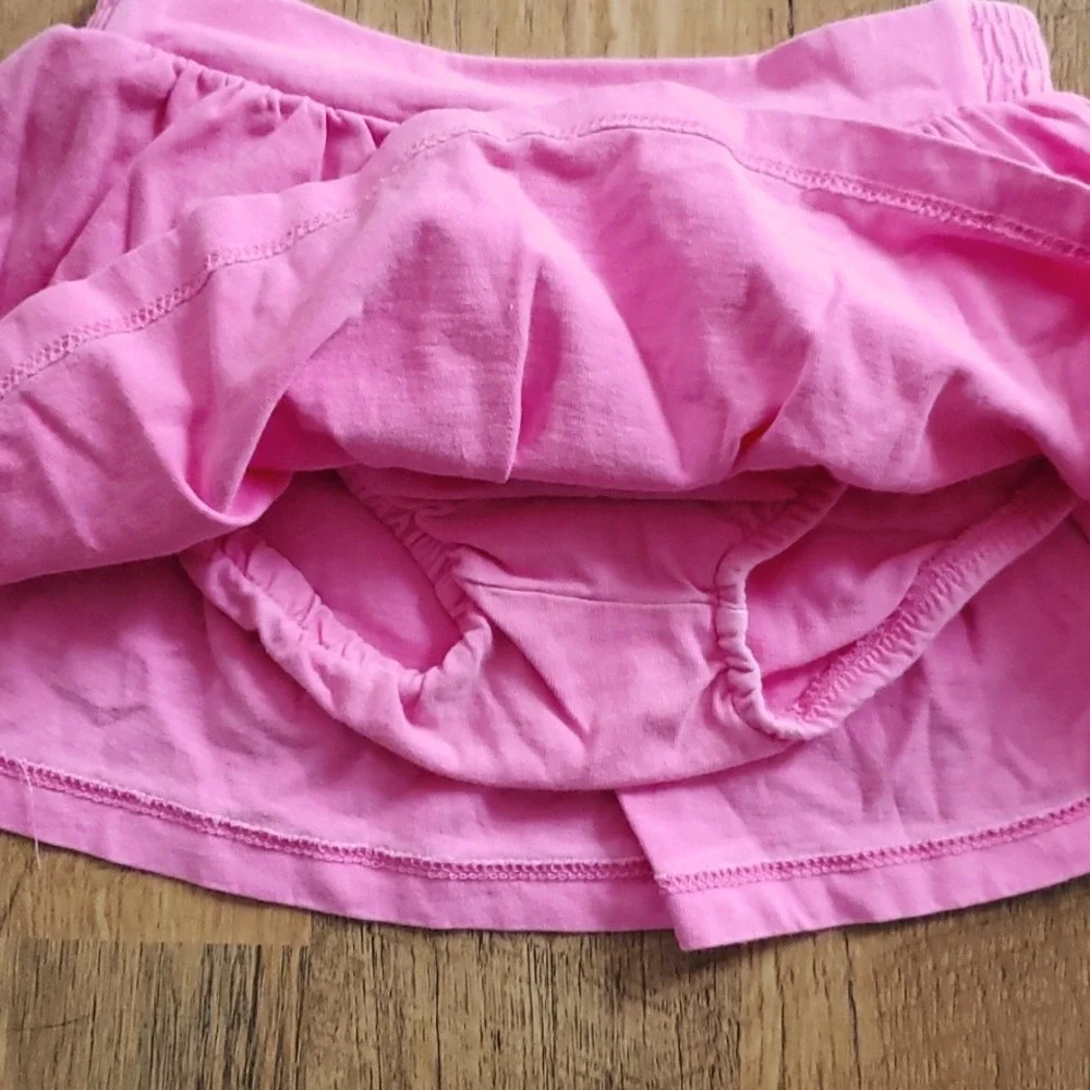 Oshkosh Girls 2‎ Pack Skirts in Pink and Green Size 12M